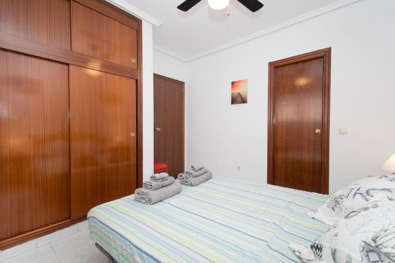 016 Happiness Apartment - Alicante Holiday Torrevieja Eksteriør bilde